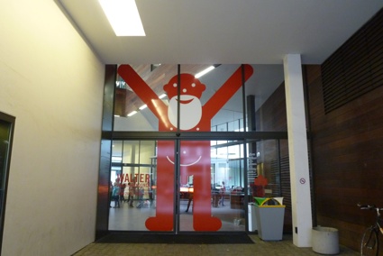 0entrance1140892.jpg