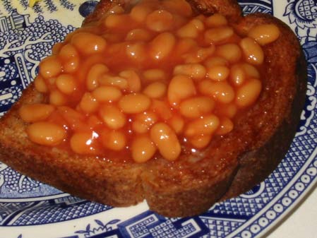 IMG_7241_heinz_beans_on_toast[1].jpg